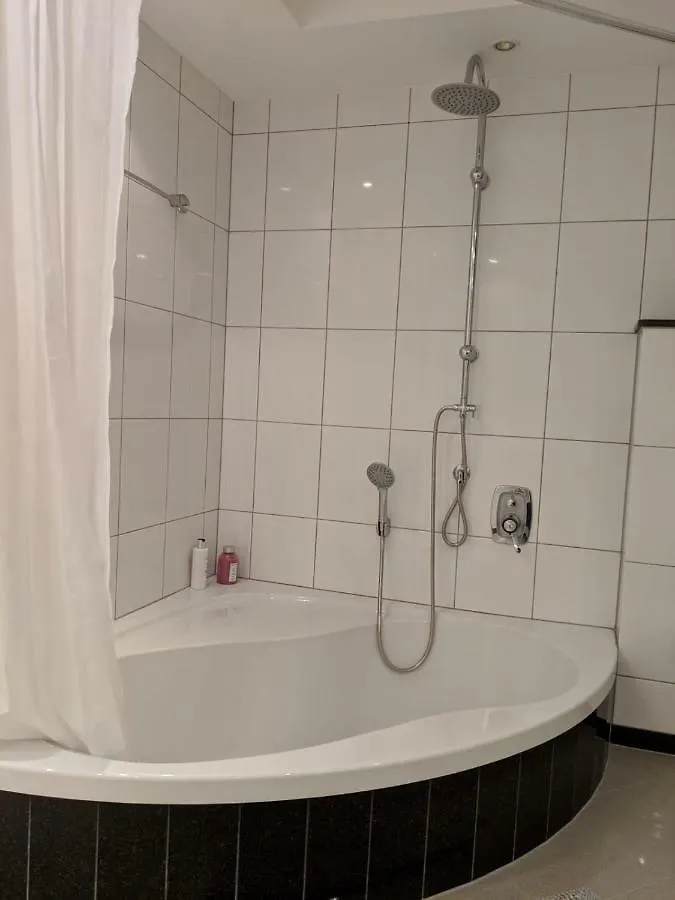 P23 Apartment Dusseldorf